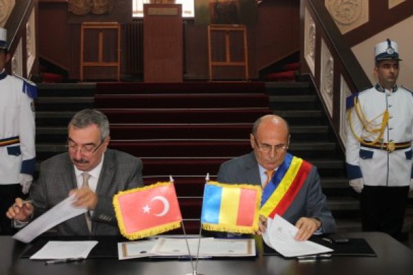 Investitorii turci vor să construiască o fabică de sticlă la Cernavodă